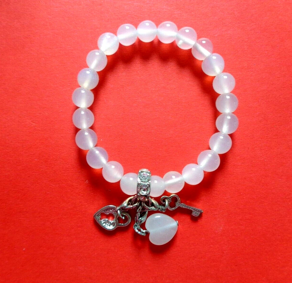 HCA Armband mit Echtsteinen QUARZIT ECHTSTEINPERLEN mit 3 Anhängern - Bild 1 von 1