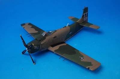 1:72 A-1J Skyraider USAF HA2902 Hobby Master airplane model - Image 1 of 4