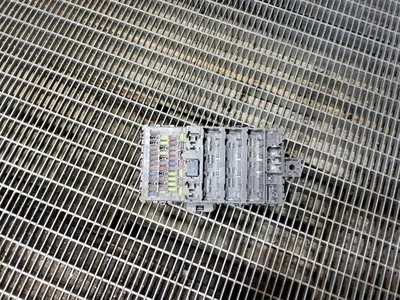 HONDA ODYSSEY RC1, RC2, RC4 Bloc de Fusible 160930T6AJ430 2.35 Petrol 33223378 - Immagine 1 di 4