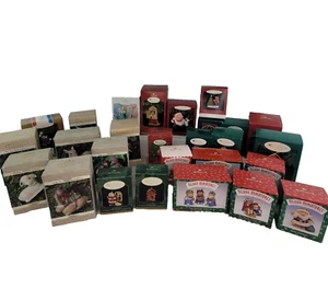 27 Lot Vintage New & Used Hallmark Xmas Ornaments Folk Art Miniatures Collectors - Picture 1 of 21