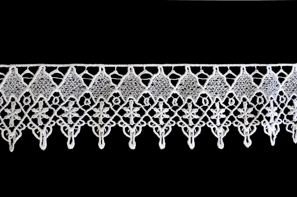 Unotrim 3" Blanco y Marfil Rayón Venecia Guipur Floral Encaje Hágalo Usted Mismo Borde por Yarda Foto 1 de 1