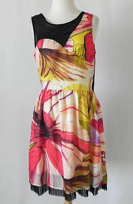 Hype Dress 100% Silk Chiffon Colorblock Sleeveless Fit-Flared Size 8 - Image 1 of 4