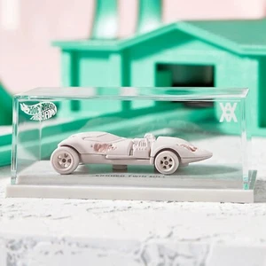 # 1/64 HOT WHEELS x DANIEL ARSHAM - ERODED TWIN MILL - MISB ARTE (IN HANDS) # - Picture 1 of 12