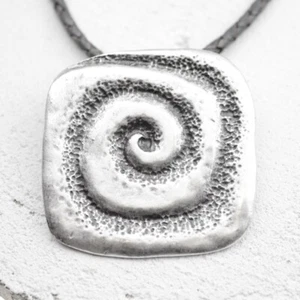 Anhänger Welle, rechteckig, Metall Anhänger Silber Schmuck Mode Design - Picture 1 of 4