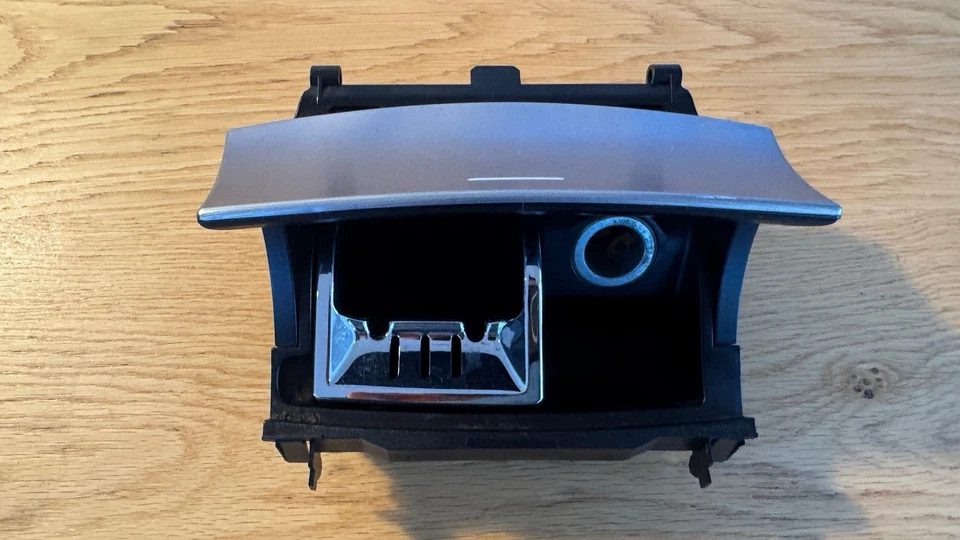 01-07 Mercedes W203 C55 C320 Center Console Ashtray Ash Tray Compartment OEM - Image 1 of 4