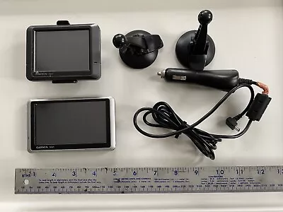 Lot Of 2 Garmins A Garmin nüvi 1390LMT Automotive Mountable + Mini Garmin - Image 1 of 4