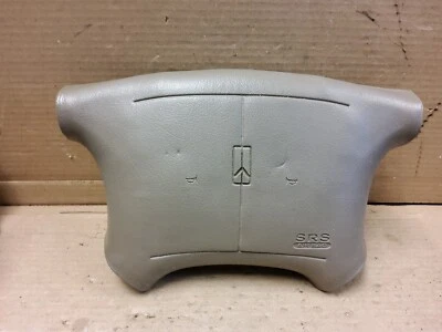 Oldsmobile Olds Delta 88 1995-1996 conductor volante izquierdo bocina botón DK TAN Foto 1 de 4