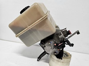 LEXUS LX470 SUSPENSION HEIGHT CONTROL PUMP MOTOR W/ RESERVOIR TANK 1998 - 2001 - Picture 1 of 12
