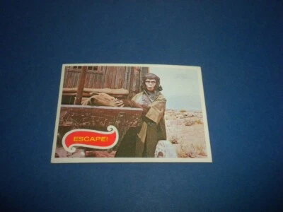 PLANET OF THE APES card #37 Charlton Heston sci-fi movie Topps 1967 USA ESCAPE! - Image 1 of 4
