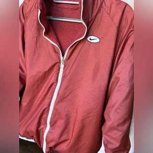 Nike Reversible Sherpa Jacket Small Redwood White Swoosh - Picture 1 of 10