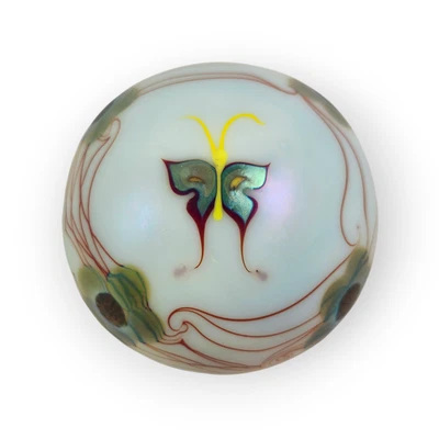 Pisapapeles vintage 1977 Lundberg Studios vidrio artístico mariposa iridiscente Foto 1 de 4