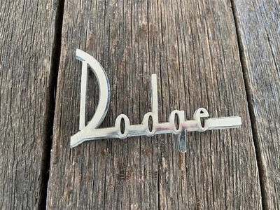 Dodge Dart Pioneer Seneca Phoenix Mopar 1960 capó emblema de escritura OEM 60 Foto 1 de 4