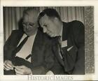 1958 Press Photo GOP committeemen Lee Potter and Jack Porter huddle in Austin