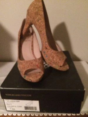 Vince Camuto Ashlynn Cork Peep Toe Pumps - Imagem 1 de 3