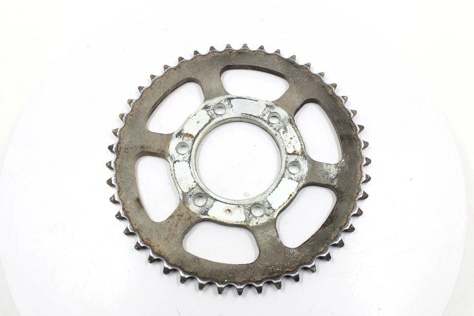 Suzuki GS700E 1985 OEM piñón trasero Foto 1 de 4