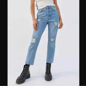 Urban Outfitters BDG Jeans Size 26 Stretch High Rise Slim Straight Distressed - Picture 1 of 11