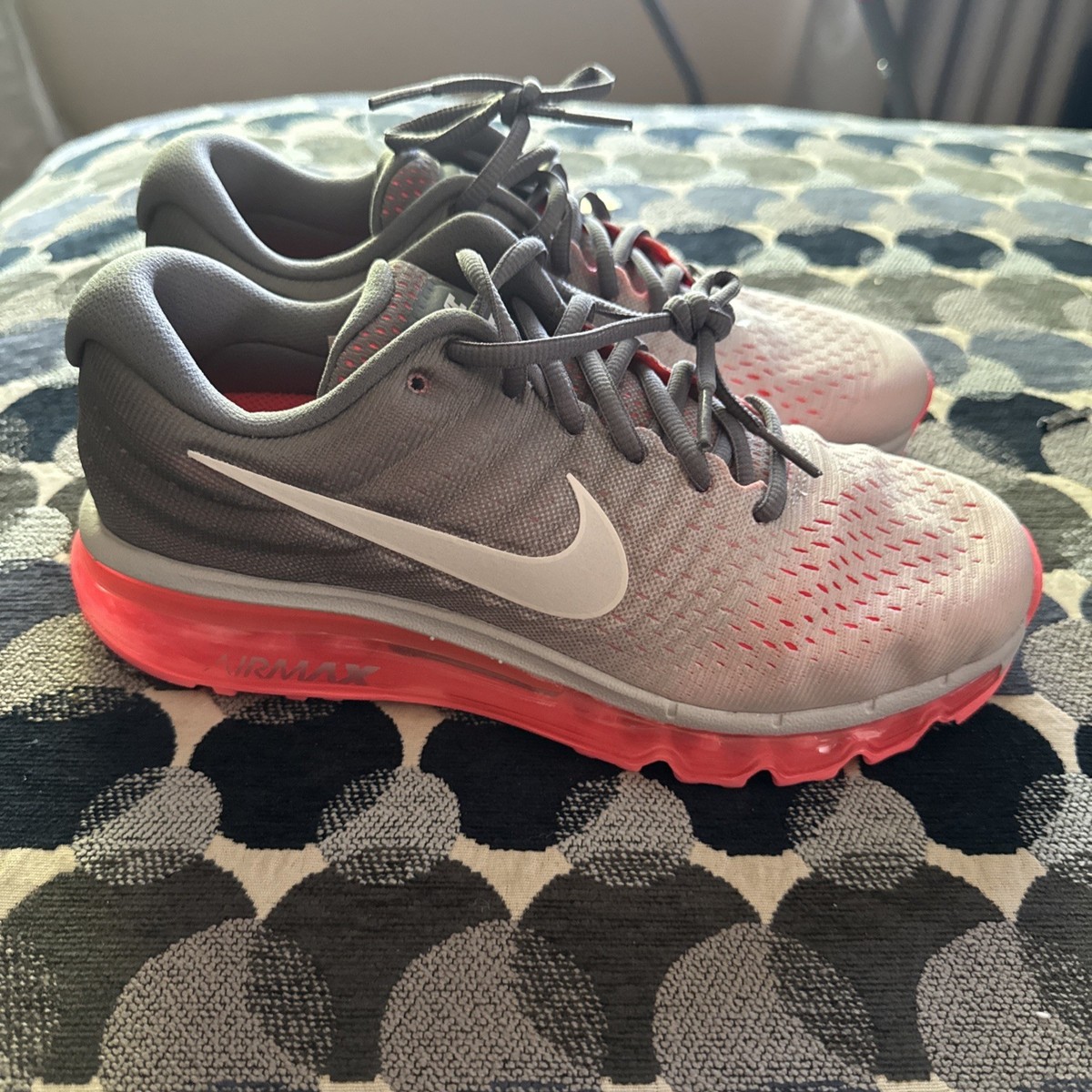 NIKE AIR MAX 2017 グレー/ピンク Amazon | (ナイキ) エア マックス 2017 グレー ピンク