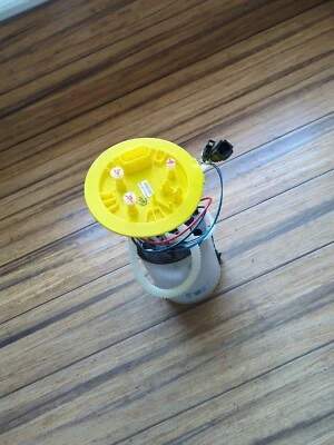 Conjunto de módulo de bomba de combustible OEM 4F0919087AM Audi A6 Quattro RS6 S6 2005-2011 Foto 1 de 4