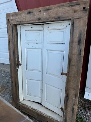 2 - Исторические окна бревенчатой ​​хижины начала 1800-х годов - Изображение 1 из 3