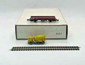 Z Scale Marklin 8123 Low Sided Freight Car With One Track and Truck Starter Set - Picture 1 of 10