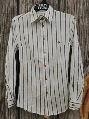  CAMISA VIVIENNE WESTWOOD HOMBRE RAYAS BLANCAS SLIM FIT MANGA LARGA TALLA III ITALIA Foto 1 de 4