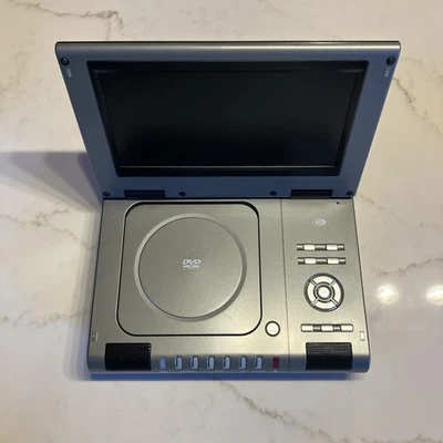 经典 Durabrand 便携式 DVD 播放器 PDV-709 带盒 — 第 1/4 张图片