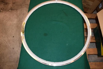 Llanta Mavic CXP 30 SUP 622 x 13 28 orificios 700c 28"" cubierta de carretera plateada nueva Francia Foto 1 de 4