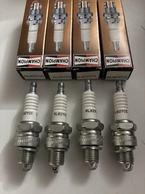 CHAMPION RL82YCC X4 SPARKPLUGS  - Image 1 of 2