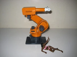 CLOOS SCHWEISSROBOTER 5-ACHSIG Typ R 320 CONRAD 1:50 - Bild 1 von 4