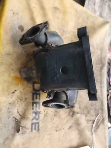 Briggs Stratton 406777 Carberutor & Intake Manifold 791230 / 595606 - Picture 1 of 9