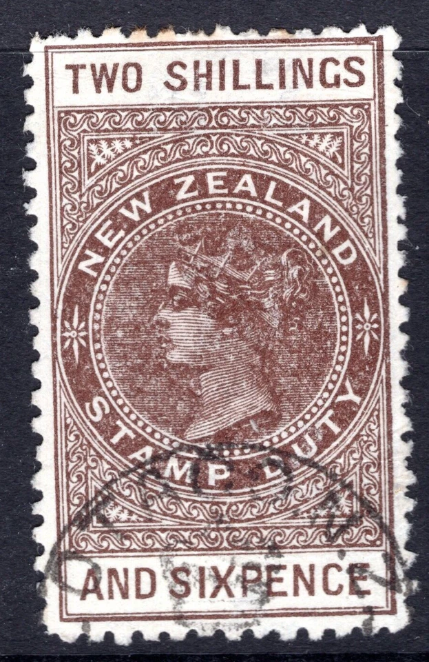 c.1880 NZ Nueva Zelanda QV 2'6 marrón trabajo de estampilla Foto 1 de 1