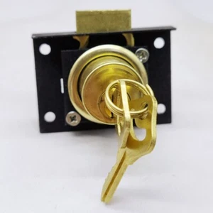 2 Pezzi Cassetto Armadio Catenaccio Cilindro Serratura Bloccaggio per 16mm, Nero Tono Oro - Foto 1 di 4