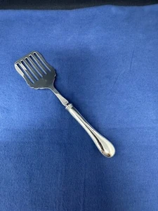 BIRKS STERLING OLD ENGLISH LASAGNA / TOMATO LIFTER NO MONO - Picture 1 of 7