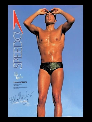 PÓSTER FIRMADO POR PABLO MORALES SPEEDO OLIMPICS EE. UU. TAMAÑO COMPLETO 27X39 AUTOGRAFIADO RARO Foto 1 de 4