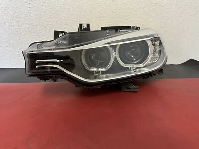 Faro xenón lateral izquierdo bmw serie 3 f30 2012-2015 4d 63117338706 no adaptable Foto 1 de 4