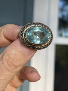 Vintage zierliche Mini Brosche türkis blau Kristall erhaben oval tschechisch(?) Lünette 2 Töne - Bild 1 von 22