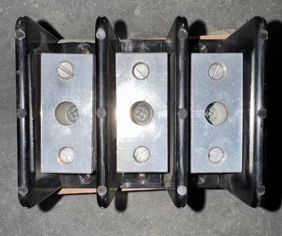 NEW FERRAZ SHAWMUT 66053 INTERMEDIATE PDB POWER DISTRIBUTION BLOCK  600V - Image 1 of 4