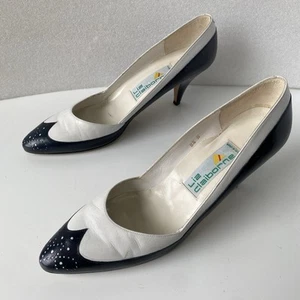 Liz Claiborne VTG Heels 80s Pumps Heels Wingtip Women’s Size US 8.5N White/Navy - Picture 1 of 17