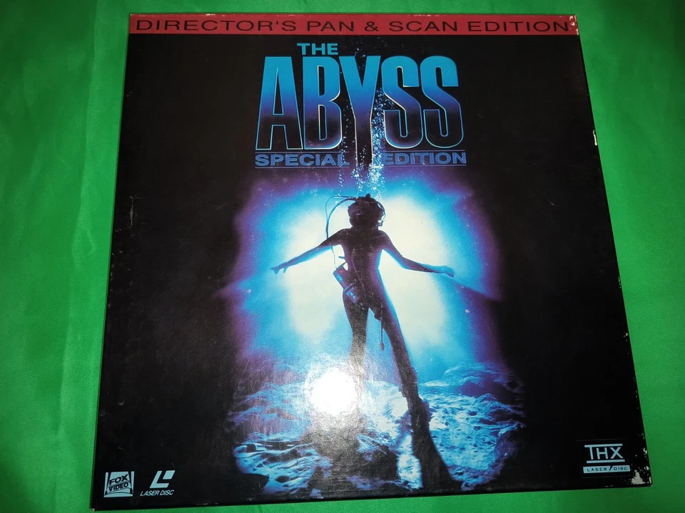The Abyss 3-LASERDISC Boxed Set, Director's Pan Scan Edition, Full Screen - Image 1 of 4