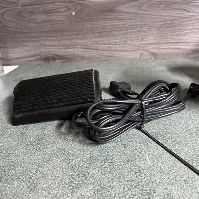 Máquina de coser vintage SINGER CR309 pedal motor velocidad 979314-13 punta #1803 Foto 1 de 4