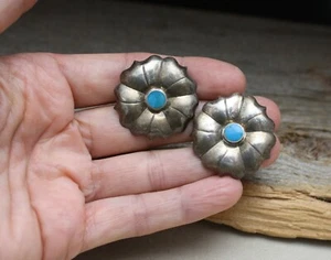 Vintage Sterling Silver Turquoise Flower Earrings - Picture 1 of 6