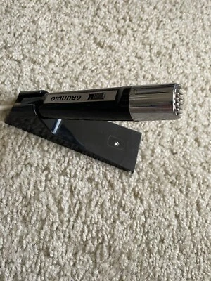 Micrófono Grundig Vintage GDM 305 con soporte SIN PROBAR vendido como está Foto 1 de 3