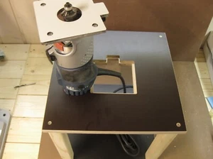 Frästisch für Bosch GFK 600/550 • 39 cm mit Einlegeplatte u. Parallelanschag - Bild 1 von 2
