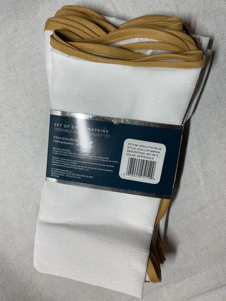 WATERFORD  CLOTH DINNER NAPKINS (8) 21 X 21  GOLD  SCALLOP EDGE  POLYESTER NWT - Imagem 1 de 1