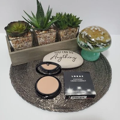 Base compacta Lorac Cococin Cream, CR3, descontinuada, rara, nueva leer Foto 1 de 4