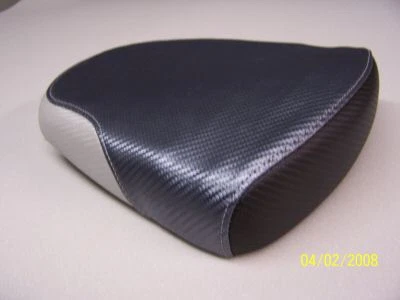 FUNDA ASIENTO VINILO PASAJERO SUZUKI GSXR 600/750 06/07 Foto 1 de 3