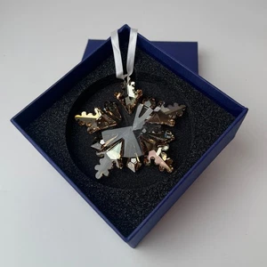 Swarovski Christmas Winter Sparkle Ornament, Gold Tone - Picture 1 of 9