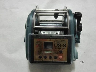 Cabrestante motorizado Miya Epoch Super US-8 tamaño mediano D.C.24 voltios Foto 1 de 4