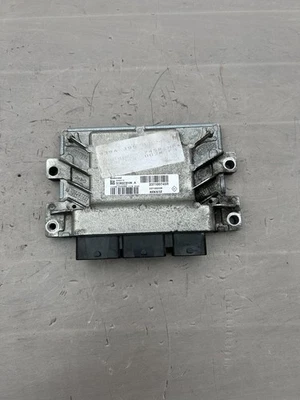 RENAULT SCÉNIC III / MEGANE III CENTRALINA MOTORE ECU S180078106A 237100745R - Immagine 1 di 4