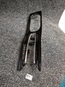 FOR 2018 HONDA HR-V CENTRE CONSOLE GEAR SELECTOR TRIM GLOSS 83440T8M E110XA - Picture 1 of 12
